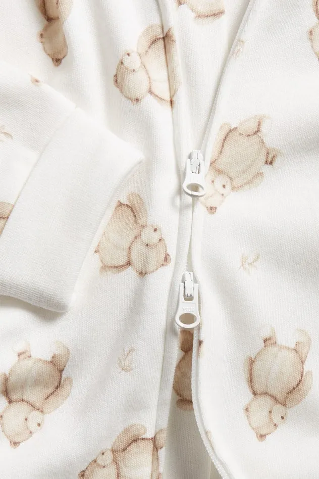 Baby white teddy bear patterned sleepsuit