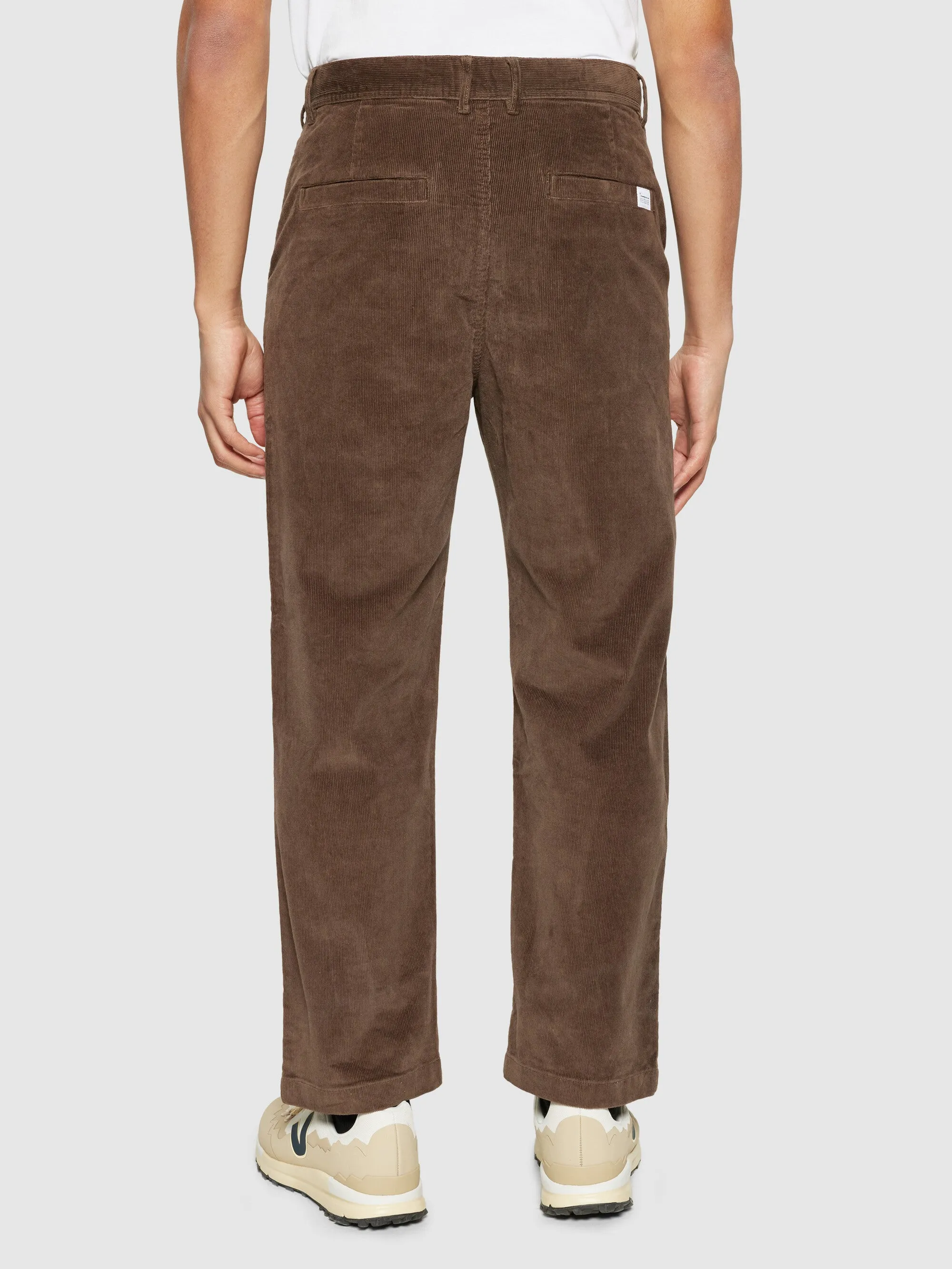 FLINT wide corduroy chino pants - Demitasse (brown)