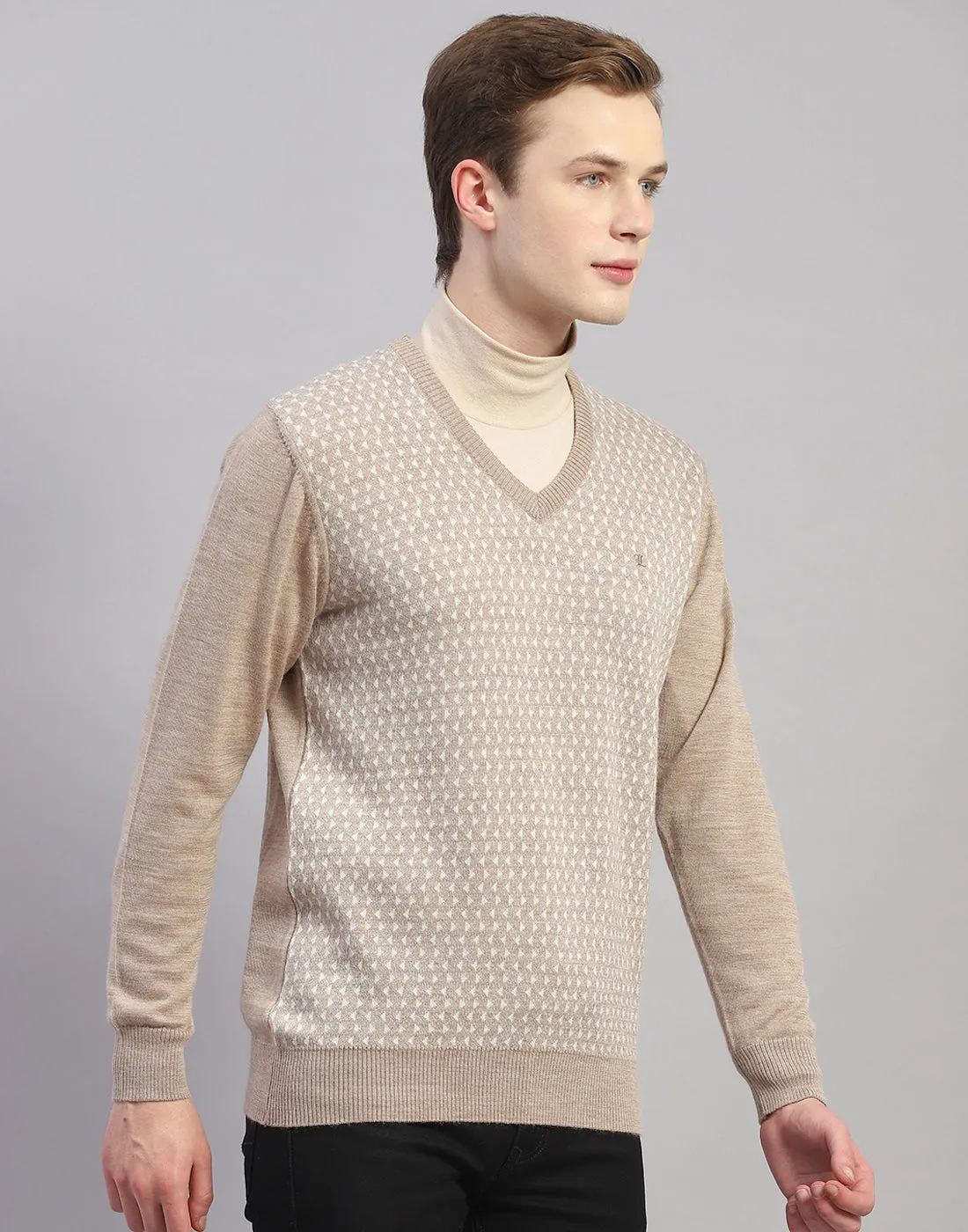 Men Beige Self Design V Neck Full Sleeve Pullover