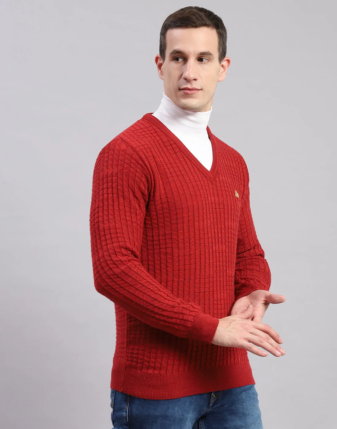 Men Red Self Design V Neck Full Sleeve Sweaters/Pullovers