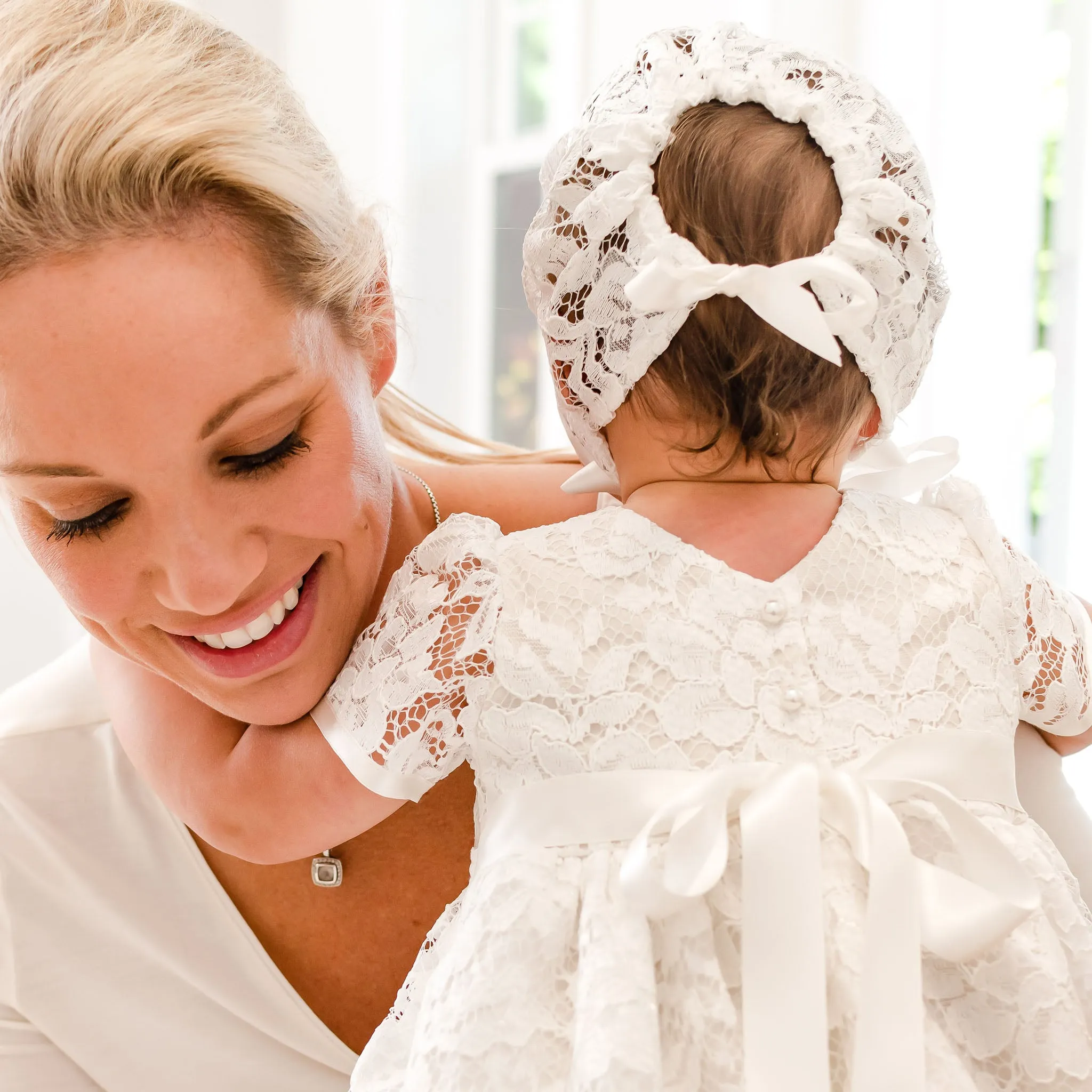 Rose Lace Bonnet