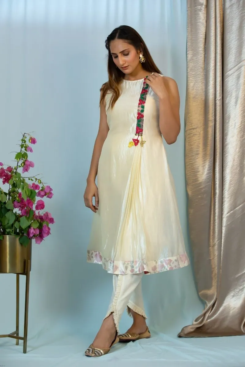 Silk embroidered placket kurta with dhoti pants