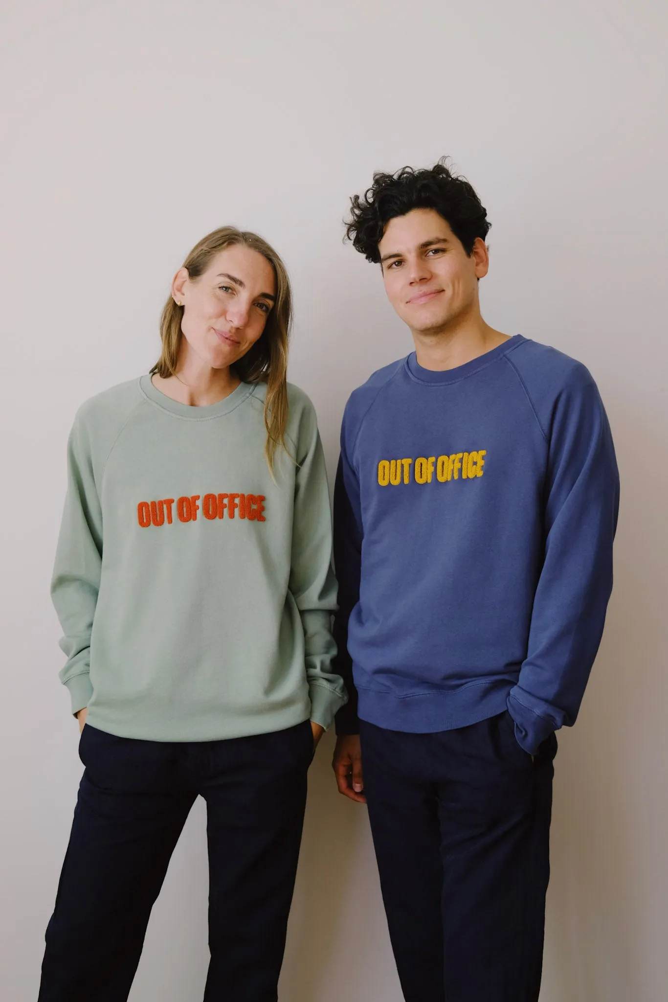 sweatshirt - out of office - blue