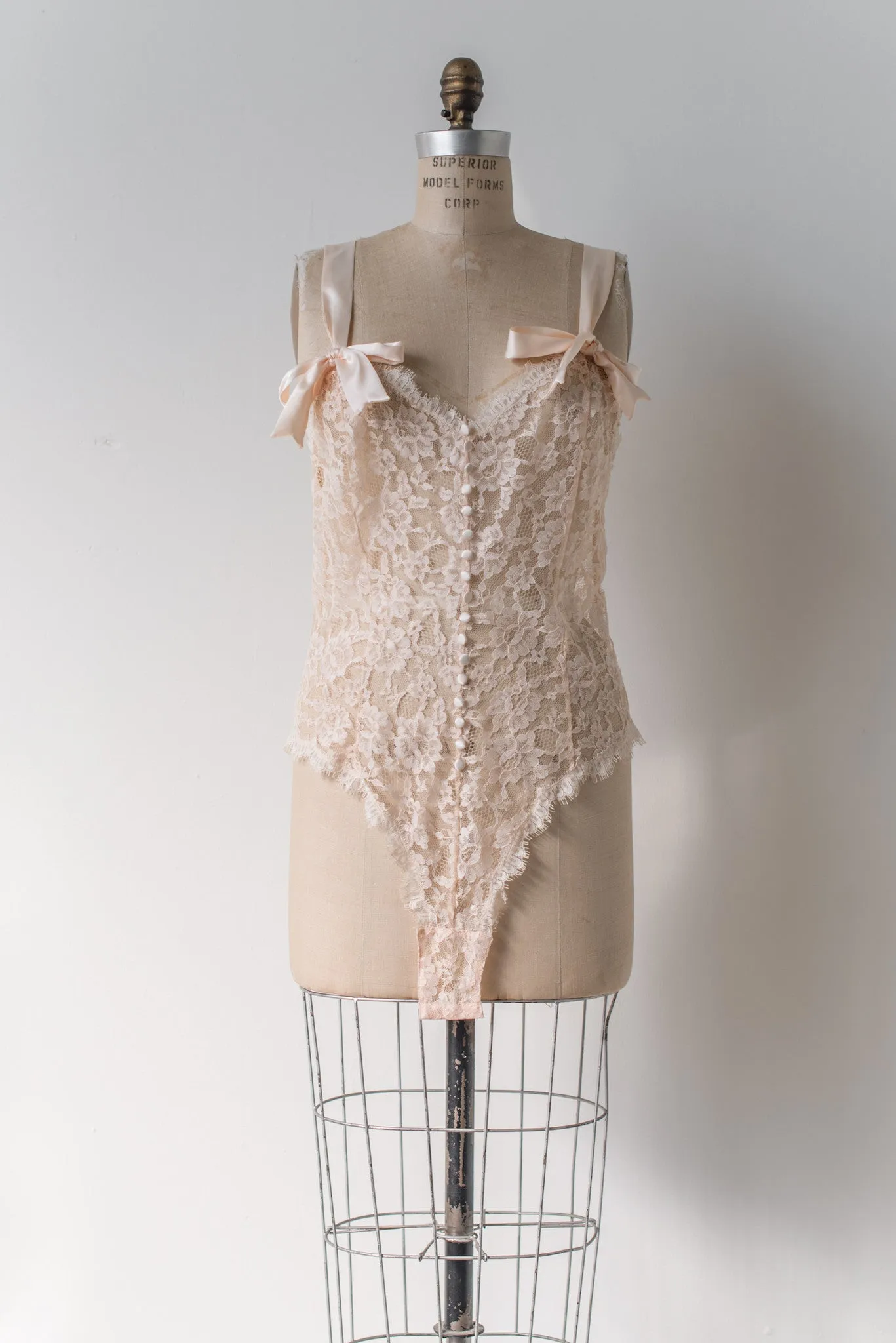 Vintage Light Peach Lace Romper - M